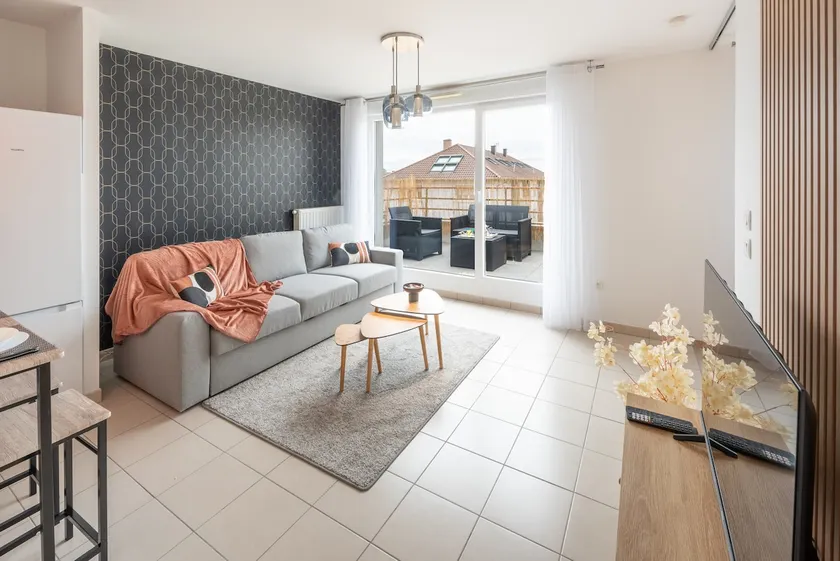 Excellence – 8 min Airport – Terrace – Private Parking - Image 1