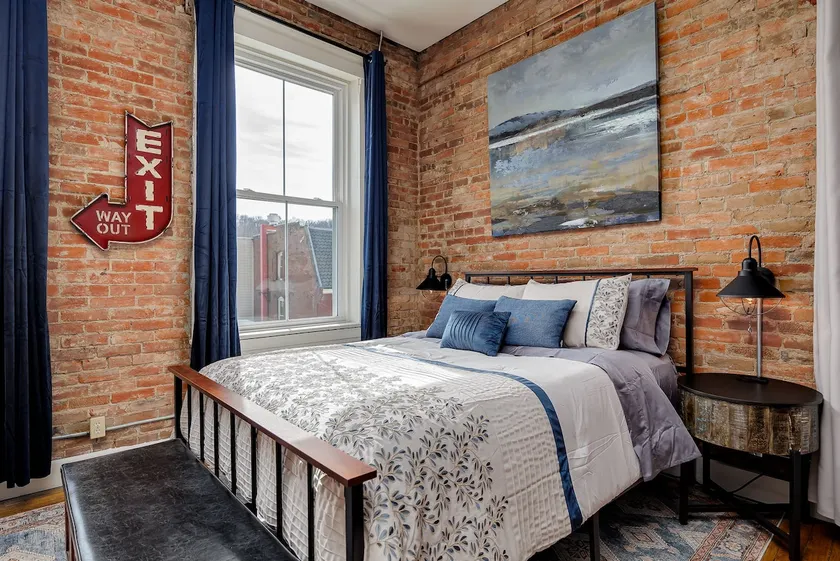 Wild Equine BNB Loft Apartment - Image 1