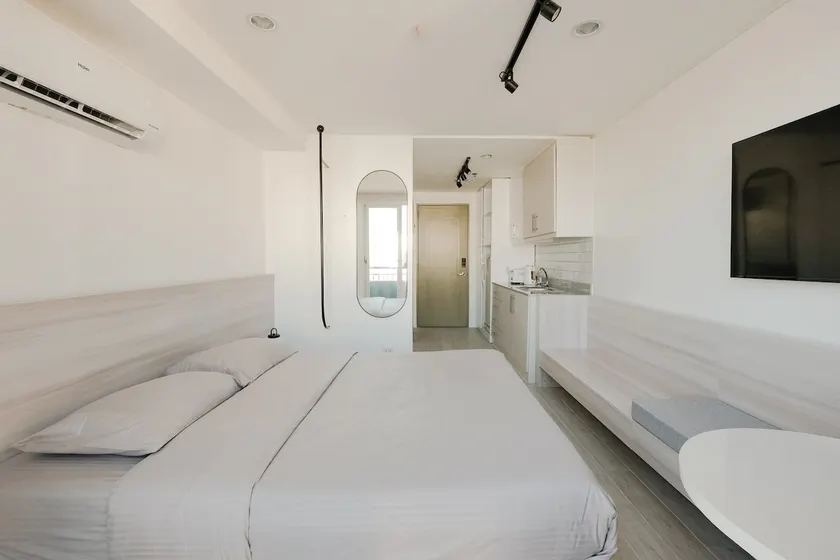 Ukiyo (Convenient location | 3 Mins Walk to Ayala) - Image 1