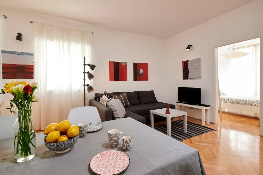 Apartment Tin - Image 1
