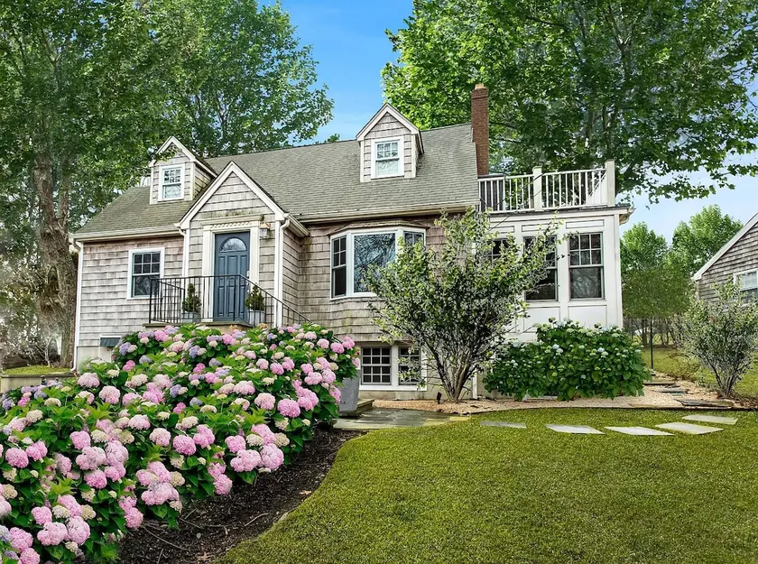 Best Sunsets in the Hamptons - Image 1