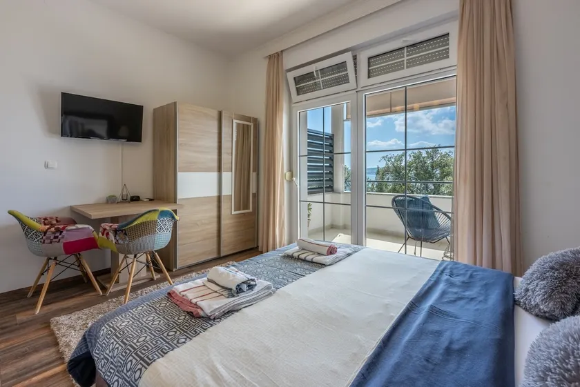 Villa Lucia 3 - Image 1