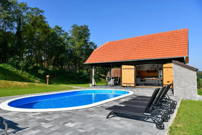 Holiday Home Biba (6+0) | With Pool & Hot tub - Image 1