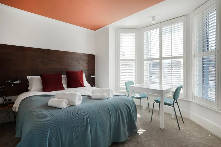 Eco Aparthotel – Cheriton Studio - Image 1