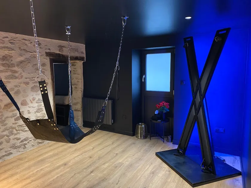 Love room - Image 1