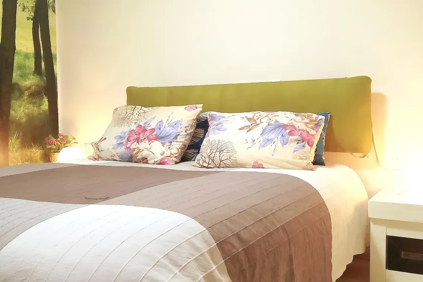 Private Family Suite 6-Bed - Image 1