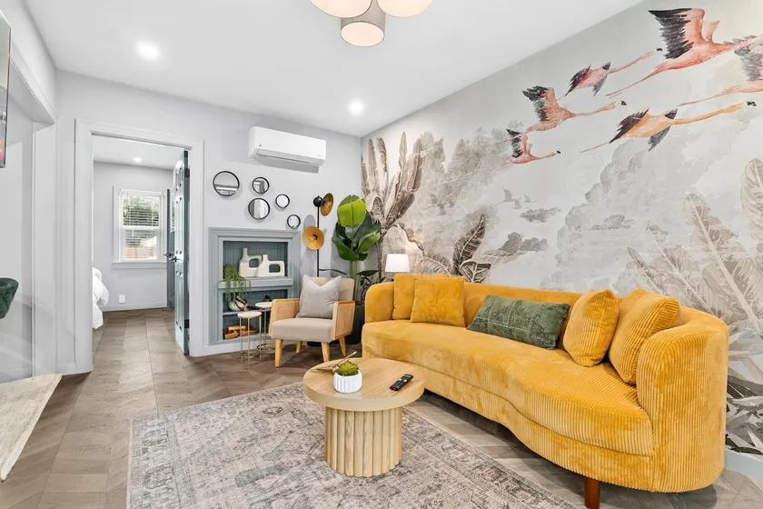 Luxe Haven Retreat - Image 1