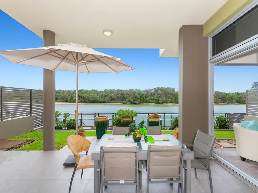 Bare Feet Retreat - Image 1