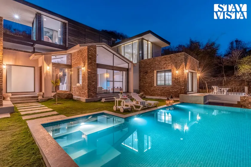 Luxury 6BR Villa w/Pool & Mountain View @ Udaipur - Image 1