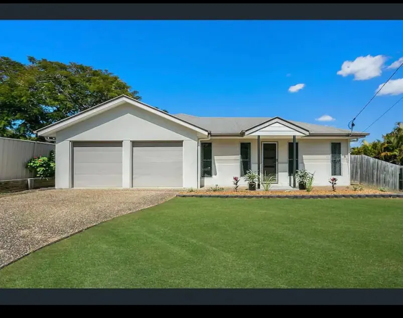 Four bedroom large family home close to Ipswich city - Image 1