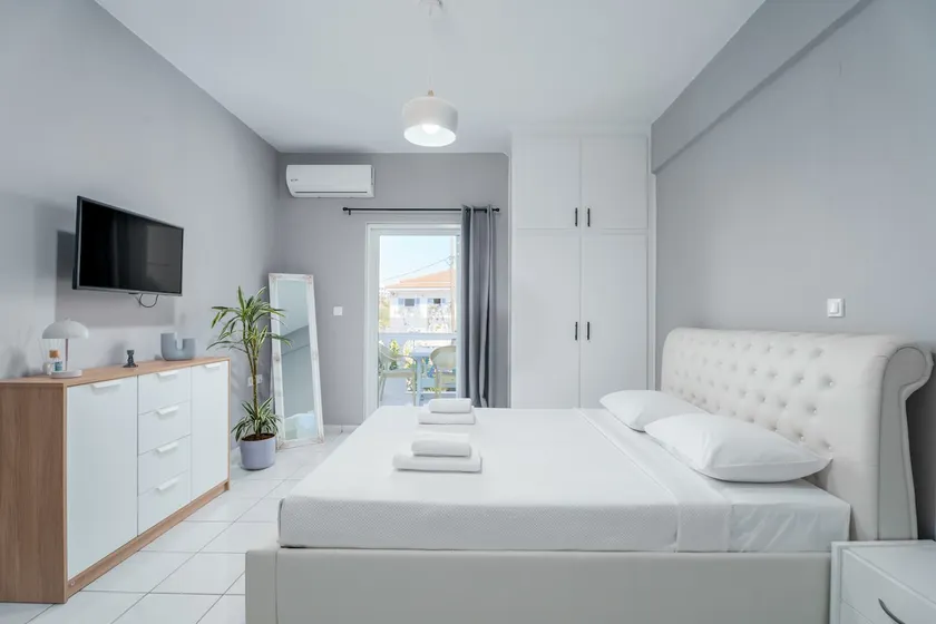 Casa Albastra Rooms & NK Suites - Image 1
