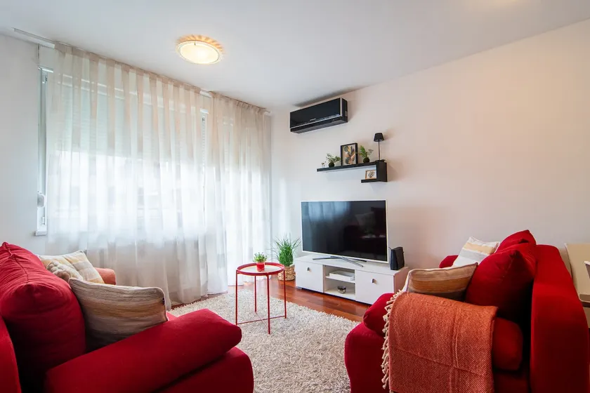 Flexible SelfCheckIns 75 - Zagreb - Garage - Loggia - New - Image 1