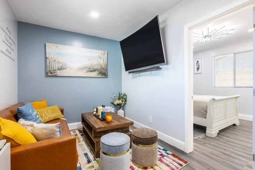 Luxe and Modern South Bay ADU - Image 1