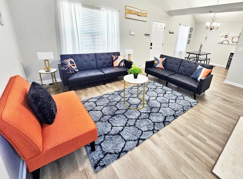 King Suite |BBQ Grill |Near RAFB |4 TVS| Workspace - Image 1