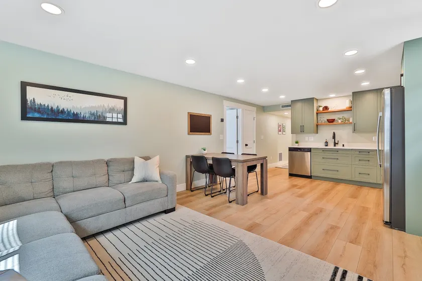 The Cozy Nest - Private Guest Suite - Image 1