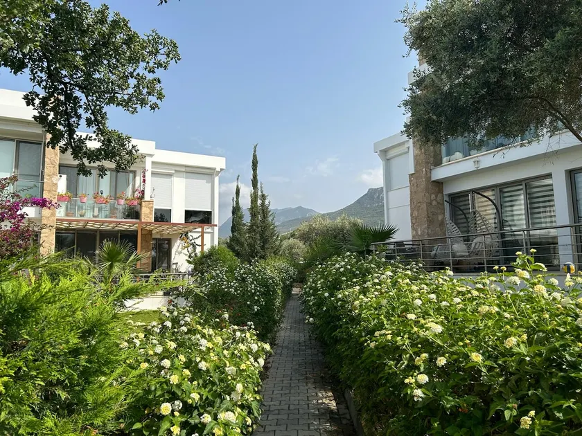 Kyrenia Zeytinlik 2+1 Pool Site with Large Terrace - Image 1