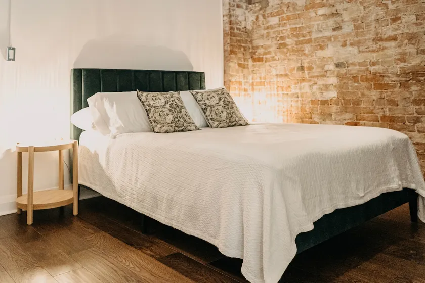 Apt.68 - Stratford - Image 1