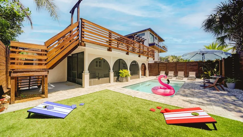 Silver Palms - Holiday in Style: Beach + Pool! - Image 1