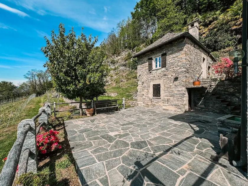 Cosy Rustic house | Views | Free Parking | BBQ - Image 1