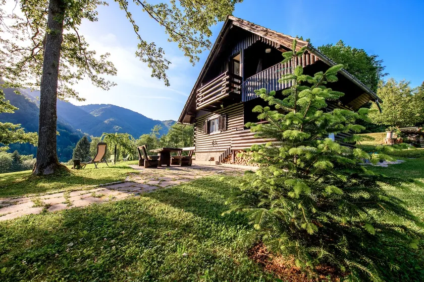 Tranquil hillside cottage near Ljubljana - Image 1