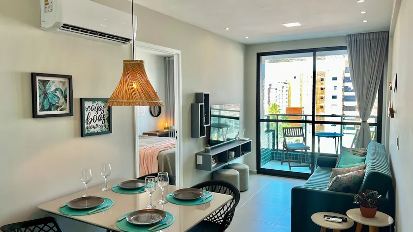 Smart Stay 607 | Air in the Living Room | Pool | Gym - Image 1