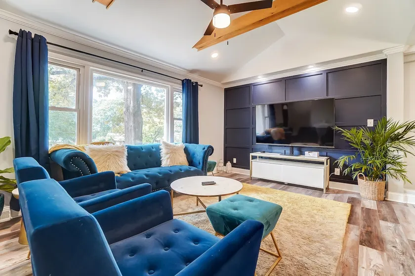 Pet Friendly 3BDR with Hot Tub•Fire Pit •Mini Golf - Image 1