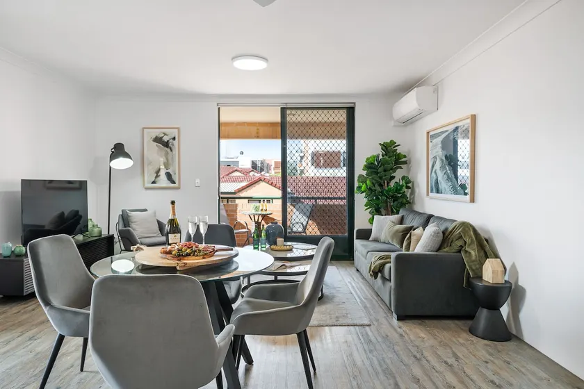 The Downtown Retreat - Heart of Redfern - Image 1