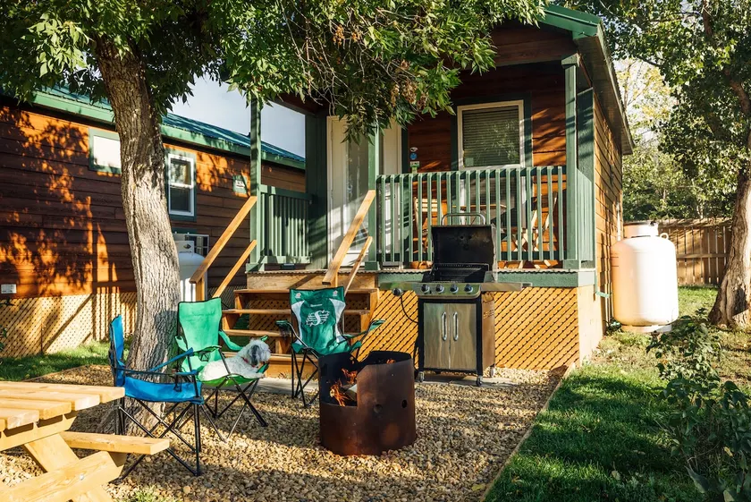 Cabana - Dinosaur RV Park - Image 1