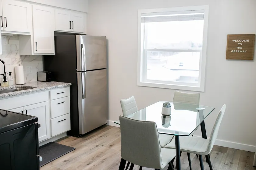 Lake View! | Balcony| WIFI | DoubleOven |*NO Pets* - Image 1