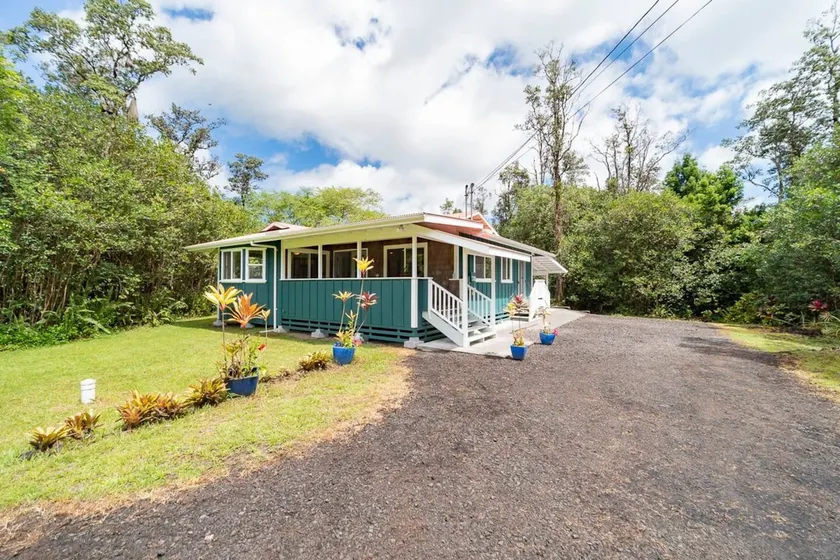 Secluded Forest Retreat - King Suites, AC, Hot Tub - Image 1
