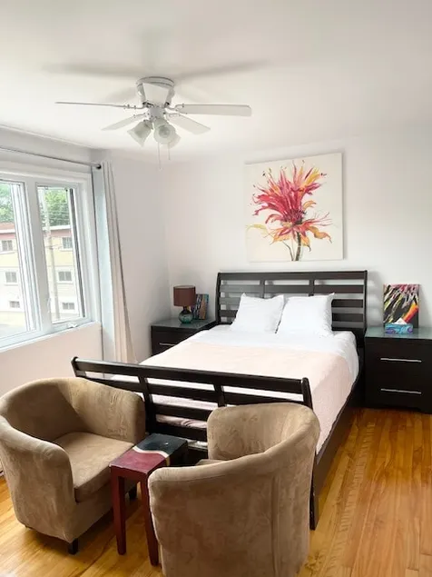 Cozy & spacious 3 BDR condo - Image 1