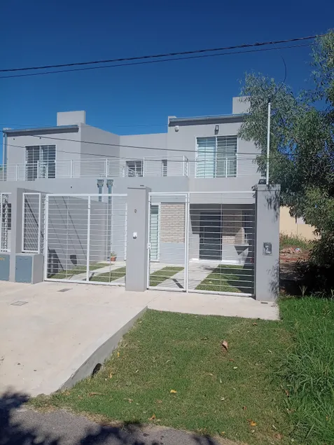 Duplex Victoria: Your home in Luján! - Image 1
