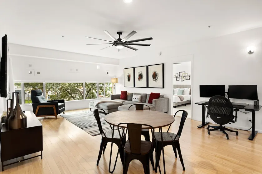 2 mins 2 Mill Ave + ASU | Pool + EV Charging + GYM - Image 1