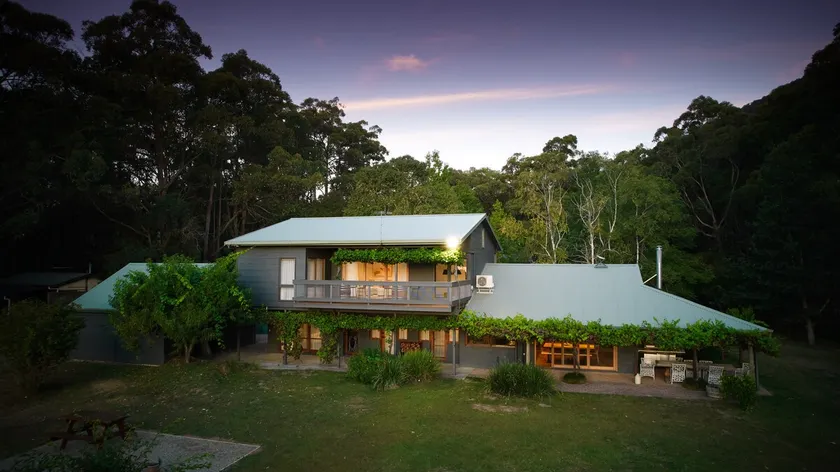 Yarradene Luxury Healesville Farmstay - Image 1