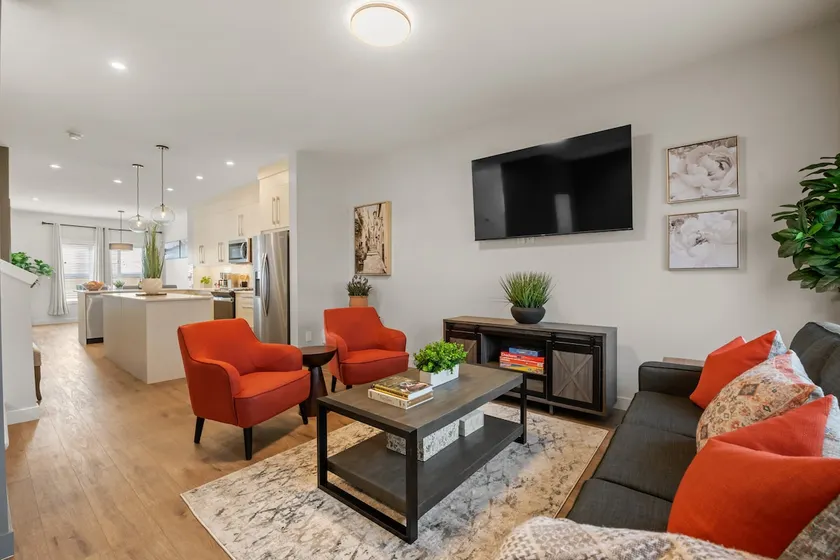 3BR w/Loft|Close to Shopping|Hospital - Image 1