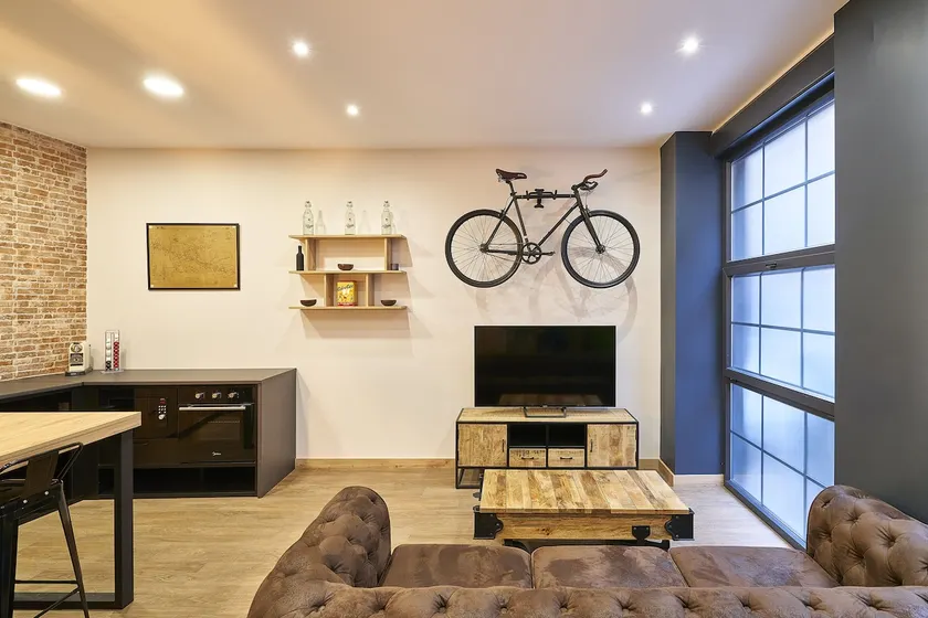 Loft design, Grandpa's workshop with parking - Image 1