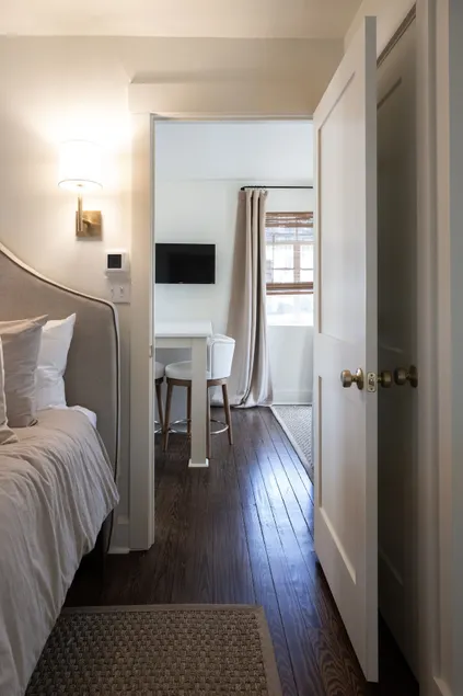 Comfortable 1BR - Image 1