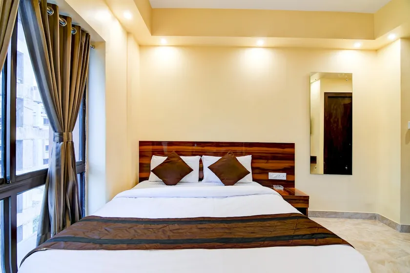 Cozy Rooms In New Town - Image 1