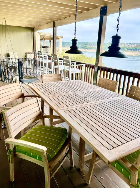ON Lake Travis Retreat - Image 1