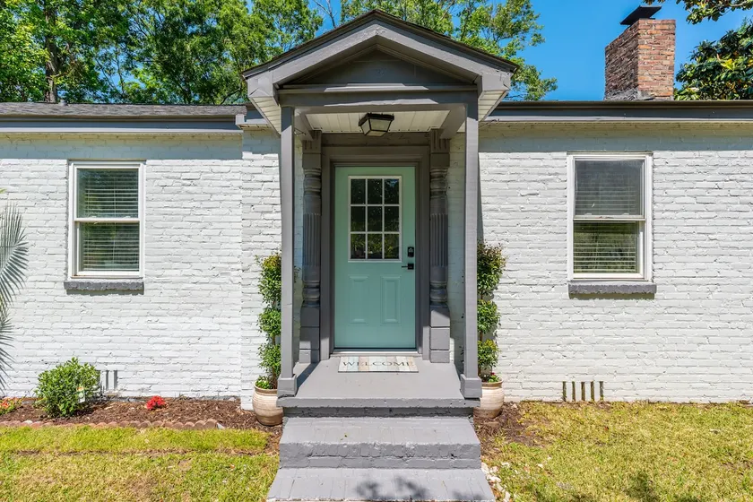 Southern Charm - Image 1