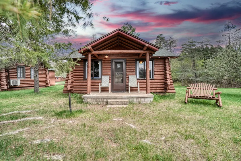 Edgewater Resort - Image 1
