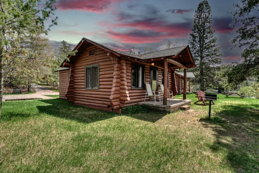Edgewater Resort Cabin #3 - Image 1