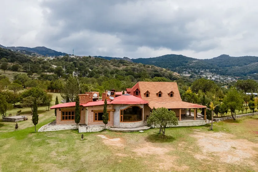 Villa in El Chico National Park - Image 1