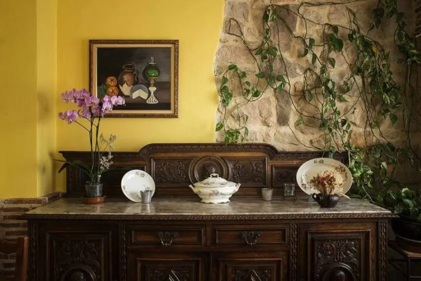 Doctor's Country House - Image 1