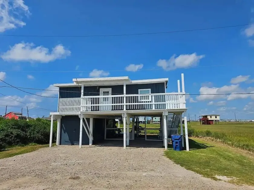 Ocean Hideaway - Image 1