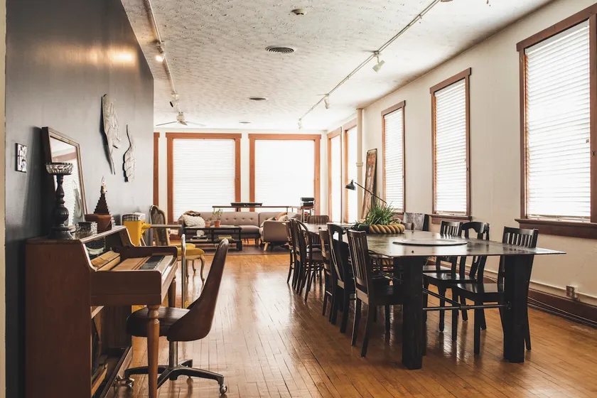 Eclectic downtown Dayton loft - centrally located! - Image 1