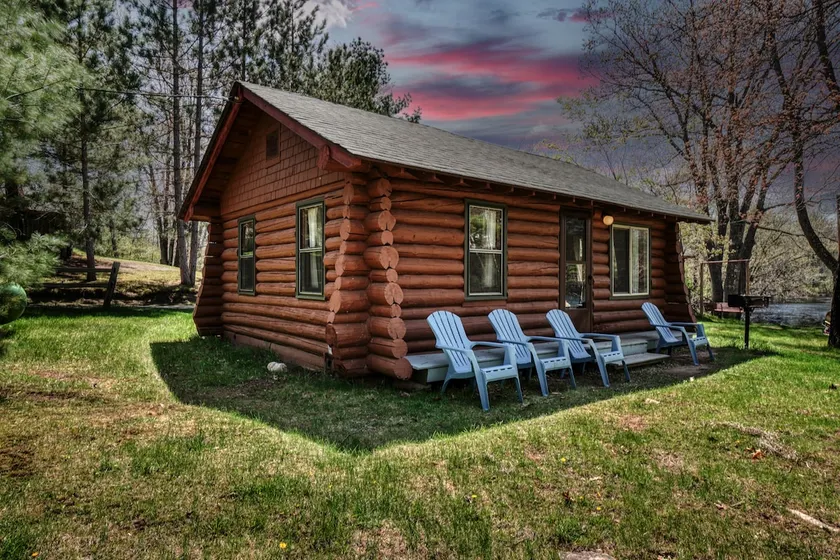 Edgewater Resort - Image 1