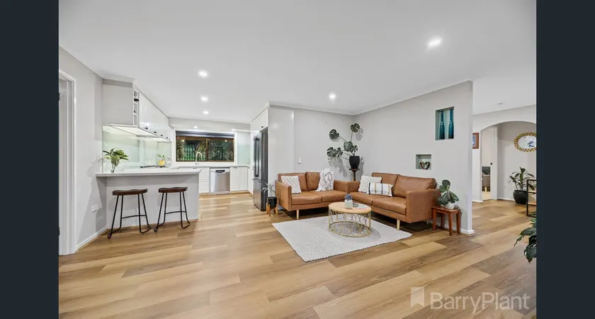 “Warragrove Views” - small acreage - Pet Friendly - Image 1