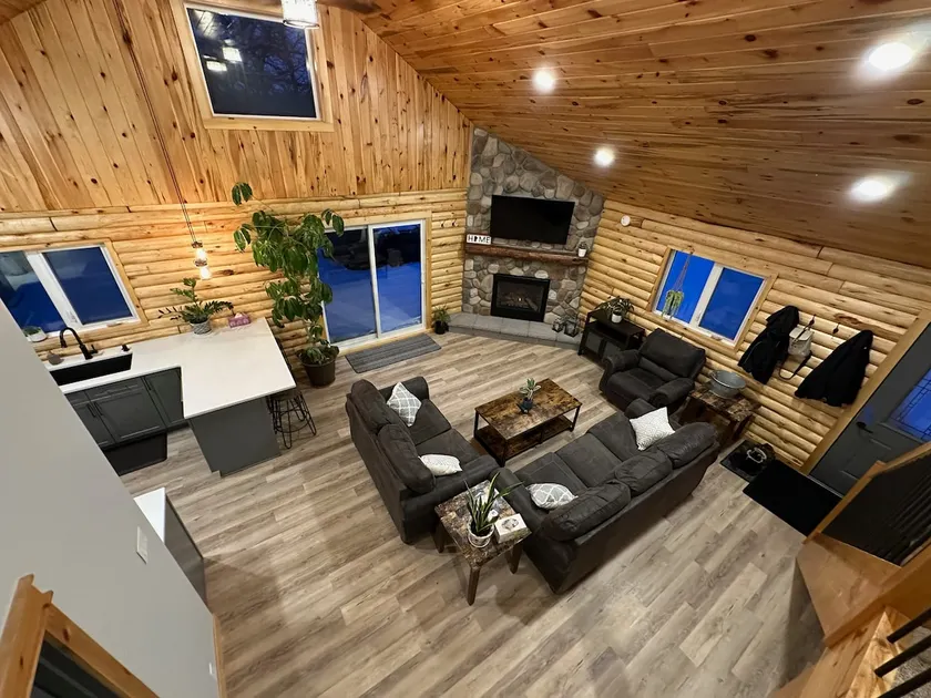 Waterfront Log Home - Image 1