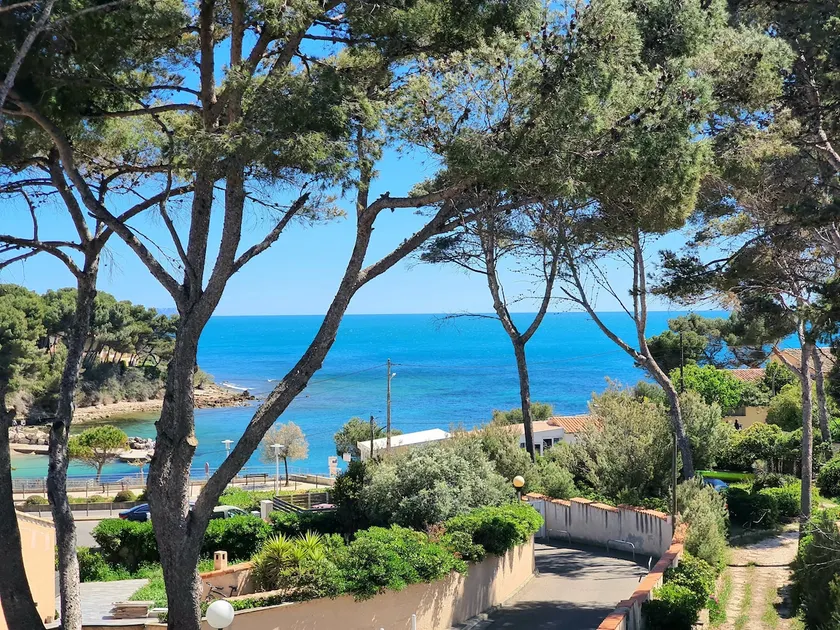 The Côte Bleue getaway in the heart of the marine reserve - Image 1